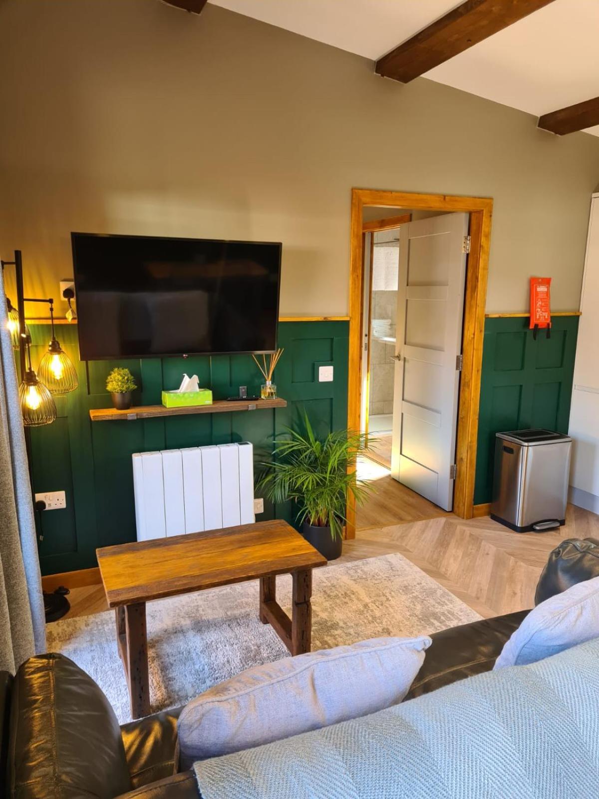 The Hide Apartment Ullapool Exterior photo